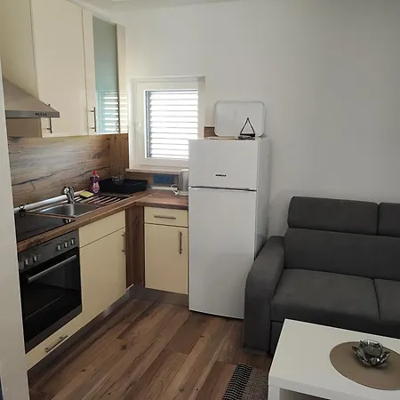 Mraz Apartment *
